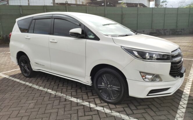 
					Toyota Kijang Inova Reborn Diesel cuma Rp 300 Jutaan