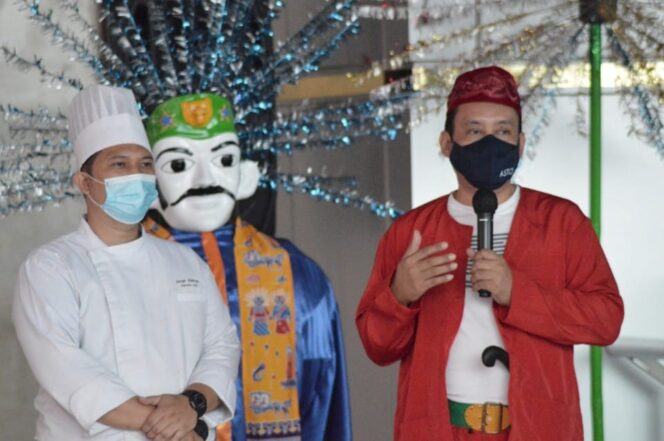 
					Kue Miniatur Monas Setinggi 3 Meter ada di Aston Kartika Grogol