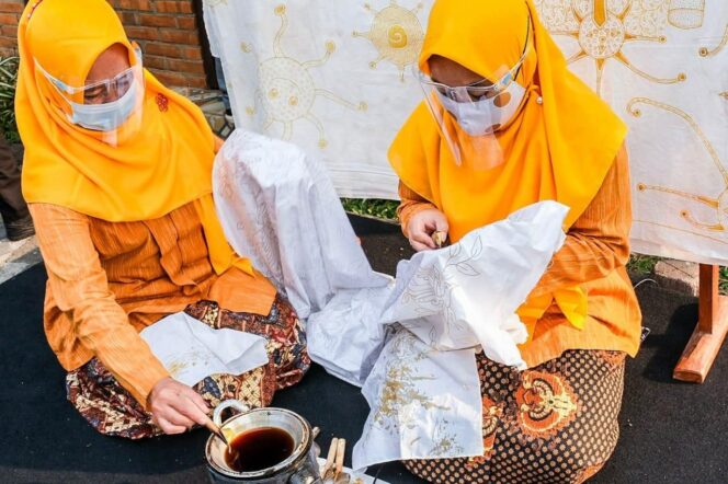 
					Bimtek dan Workshop Online ADWI 2021 untuk Wilayah III