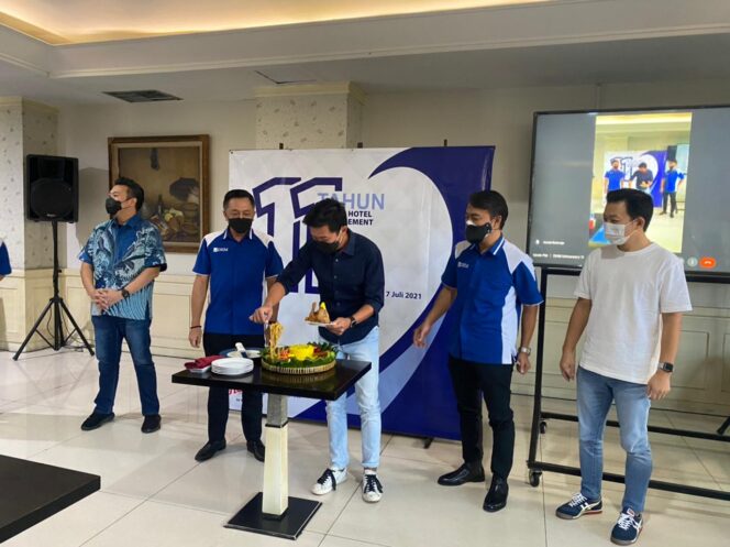 
					11 Th Dafam Hotel Management Berkarya
