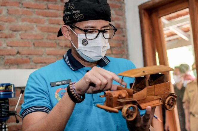 
					Menparekraf Ajak Pelaku Ekraf Inovatif Pasarkan Produknya