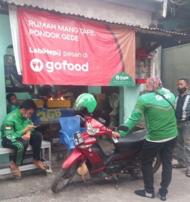 
					GoFood Pelopori Fitur Ulasan Pelanggan