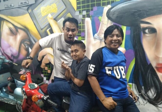 
					Komedian dan Konten Kreator Sebagai Profesi Menjanjikan