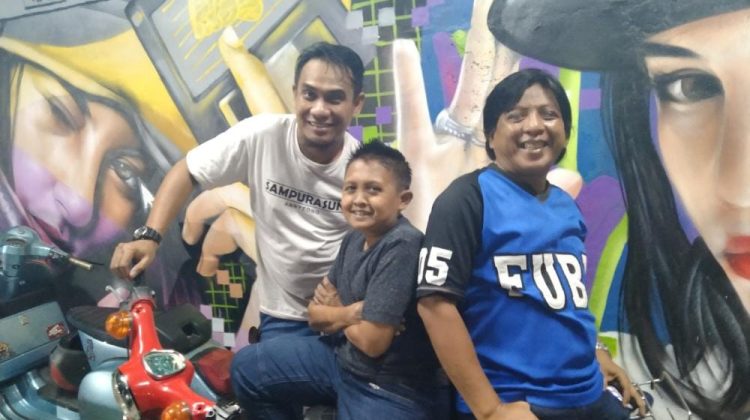 Menparekraf Ajak Pekerja Seni Sosialisasikan Aplikasi PeduliLindungi
