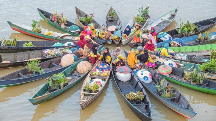 Menparekraf Dorong Pengembangan Wisata Sungai di Banjarmasin