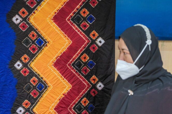 
					Produk Kain Sasirangan Mampu Bangkitkan Perekonomian Kalsel