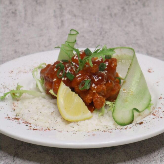 
					Yello Hotel Manggarai Hadirkan Menu Korean Spicy Chicken