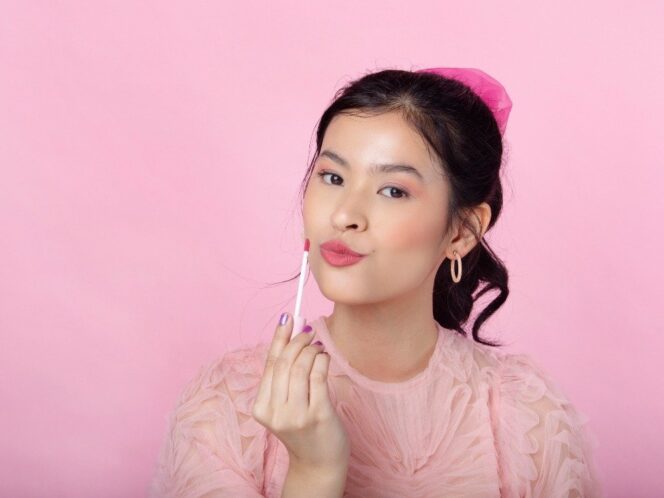 
					Cantik dan Nge-tren di Sociolla Beauty Wonderland