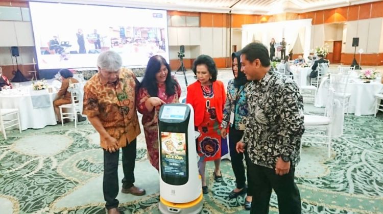 Hotel Grand Sahid Jaya Hadirkan Robot Food Server pada Peluncuran Puri Agung Grand Ballroom