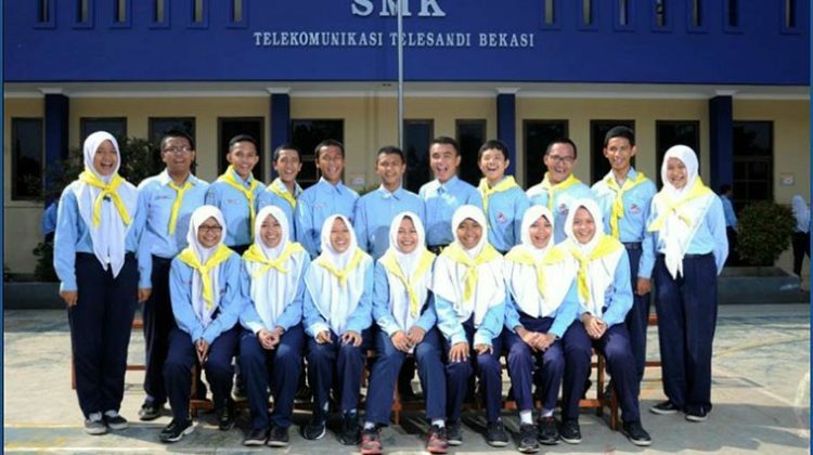 LENTERA Erajaya Peduli Luluskan Peserta Didik Praktik Kerja Lapangan Batch 2