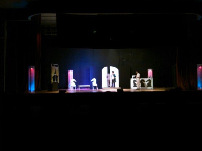 
					Pertunjukan Sanggar Seni Teater RAS akan di Gelar