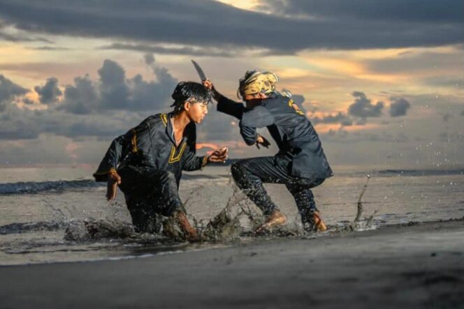
					Silek on the Sea Upaya Bangkitkan Pariwisata Kota Pariaman Sumbar
