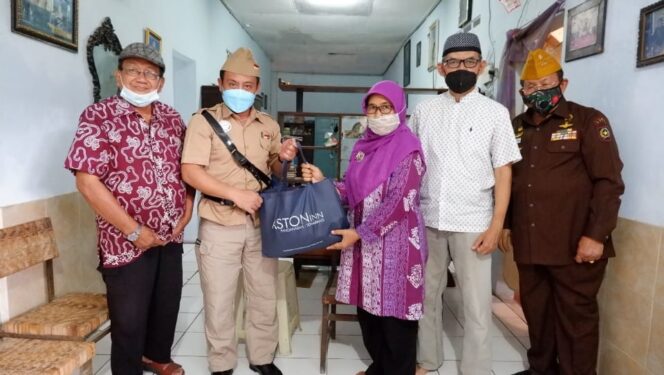 
					Peduli Kepada Veteran Wanita dan Warakawuri Veteran