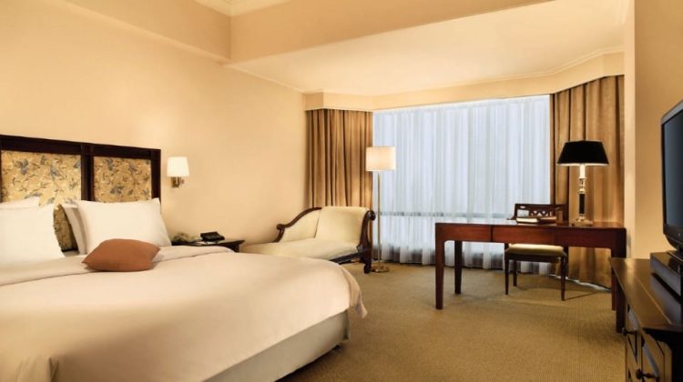 Festive Holiday di Lumire Hotel and Convention Center