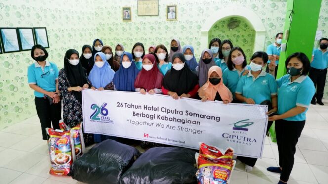 
					Hotel Ciputra Semarang Berbagi Kebahagiaan di Usia Ke 26