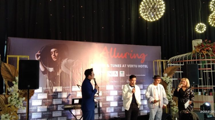 Harris Vertu & Yello Hotel Harmoni Rayakan HUT ke-5