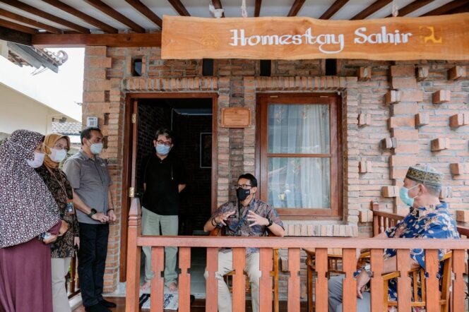 
					Kemenparekraf Perkuat Pemasaran Sarhunta Masyarakat di Borobudur