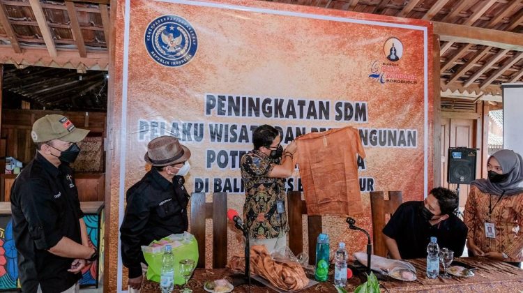 Sandiaga Uno Ajak Desa Wisata Maksimalkan Inovasi Produk Wisata