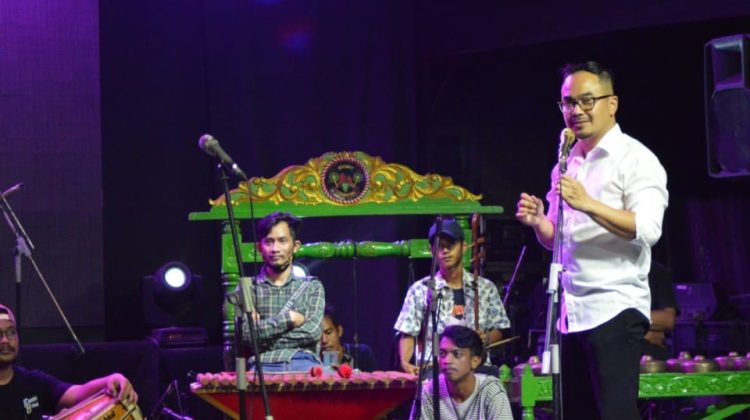 Foto: Kadis Kebudayaan Provinsi DKI Jakarta, Iwan Henry Wardhana dalam acara Battle Budaya yang di selengarakan oleh Sudin Kebudayaan Jakarta Timur

