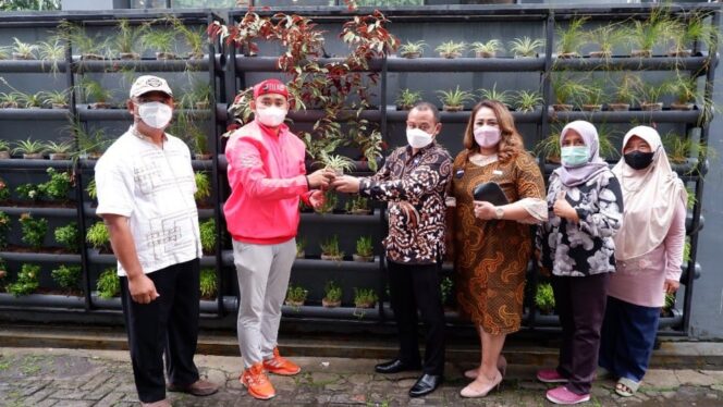 
					Dukung Pemkot Semarang dalam Penghijauan Lingkungan