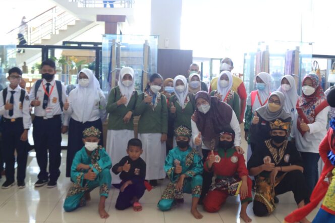 
					Sekda Kota Bekasi Gelar Lomba Cerdas Cermat Tingkat SMP se-Kota Bekasi