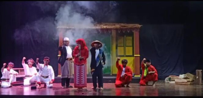 
					Foto : pagelaran pelaku seni budaya