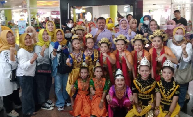 
					Bupati Sumedang Buka Gelaran Produk Unggulan UMKM Sumedang 