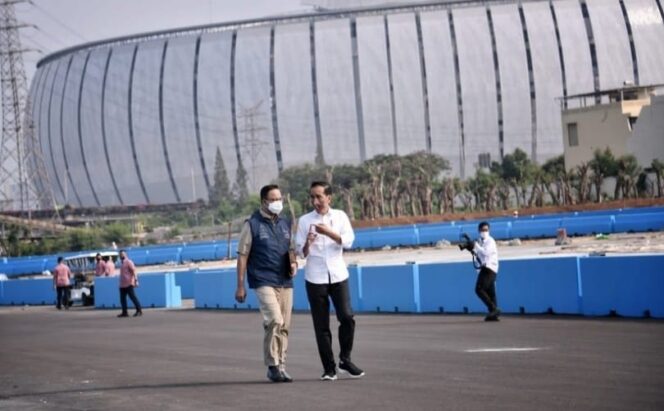 
					Tinjau Proyek Sirkuit Formula E, Presiden di Sambut Gubernur DKI Jakarta