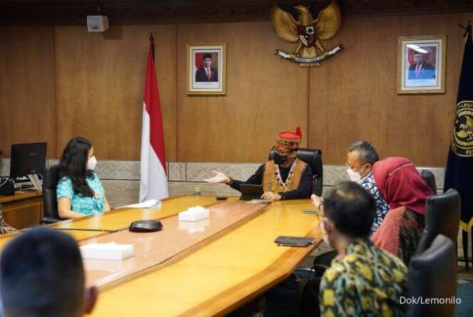 
					Lemonilo Bahas Perkembangan Ekraf dengan Menparekraf Sandiaga Uno