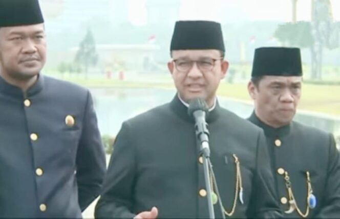 
					Anies Baswedan Pimpin Upacara HUT Jakarta ke-495