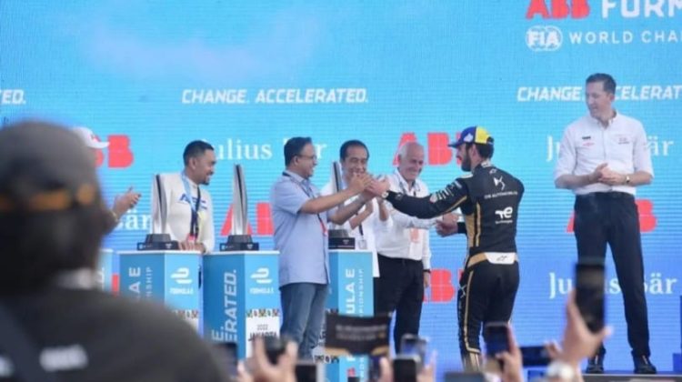 Mitch Evans Pemenang Formula E Jakarta 2022