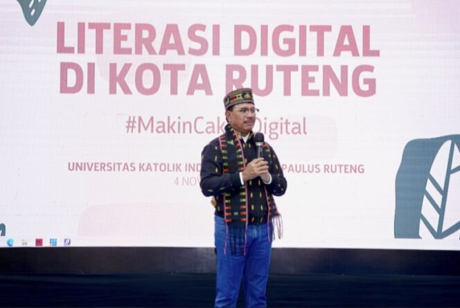 
					Menkominfo Luncurkan Chatbot Pendidikan Literasi Digital Siberkreasi