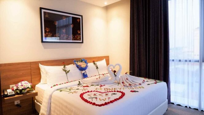 
					Berbulan Madu Bersama Aston Inn Pandanaran Semarang