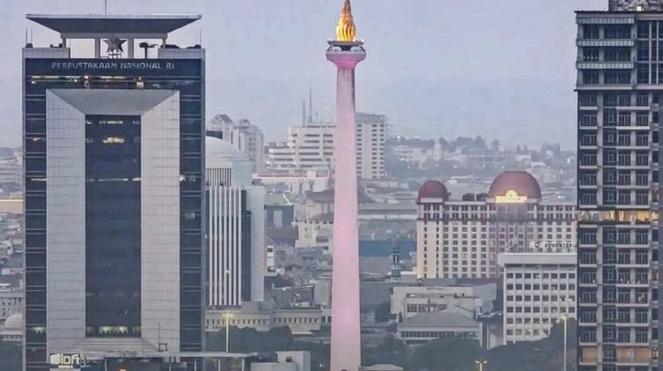 Kurangi Polusi Udara di Jakarta, Pemerintah Akan Semprot Air dari Atas Gedung