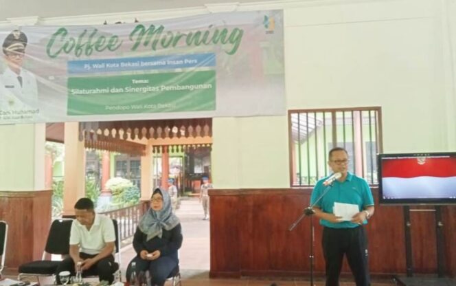 
					Pj Wali Kota Bekasi Silaturahmi dengan Wartawan