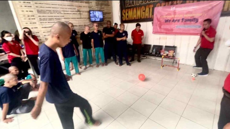 Swiss-Belresidences Kalibata Kunjungi Yayasan Jamrud Biru