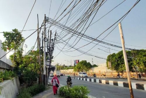 Pemprov DKI Jakarta Segera Tertibkan Kabel Semrawut