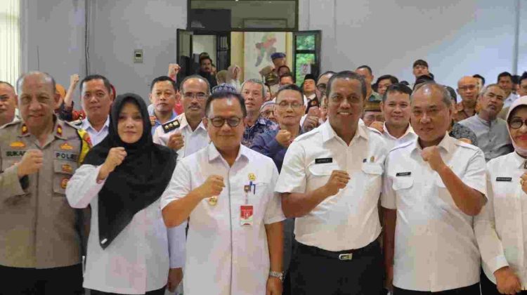 Pj Gani Kunjungi Kecamatan Bekasi Timur dan Rawalumbu