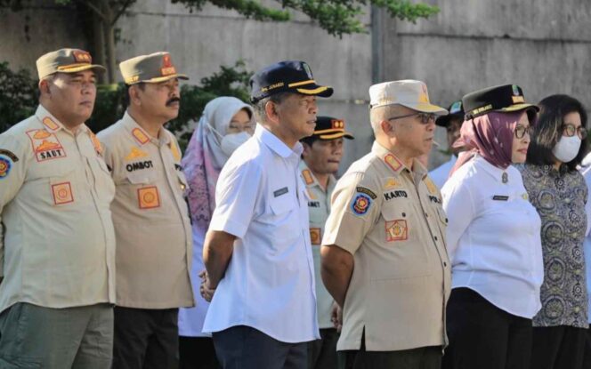 
					Pj Wali Kota Bekasi Pimpin Apel Pagi Gabungan