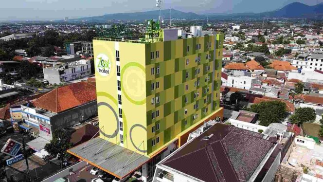 
					Staycation Tahun Baru dengan Harga Terjangkau di Zest Hotel Bogor