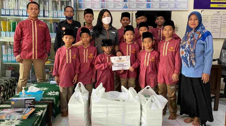 Waringin Hospitality Gelar Program Donasi 1For1ForIndonesia