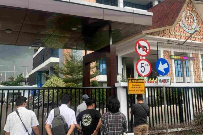 
					Diduga Banyak Mafia Anggaran Pendidikan pada Dinas Pendidikan Kota Bekasi