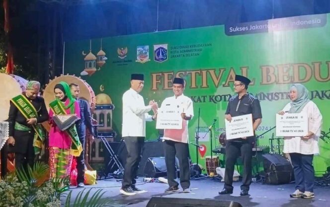 
					Wali Kota Jakarta Selatan Munjirin Apresiasi Festival Beduk