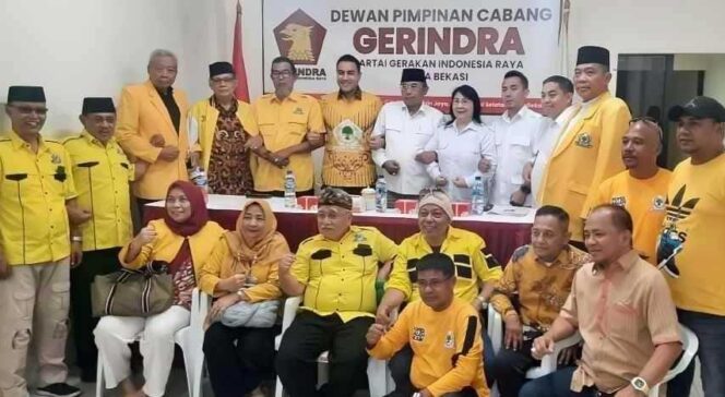 
					Nofel Saleh Hilabi, Daftar Cawalkot melalui Partai Gerindra