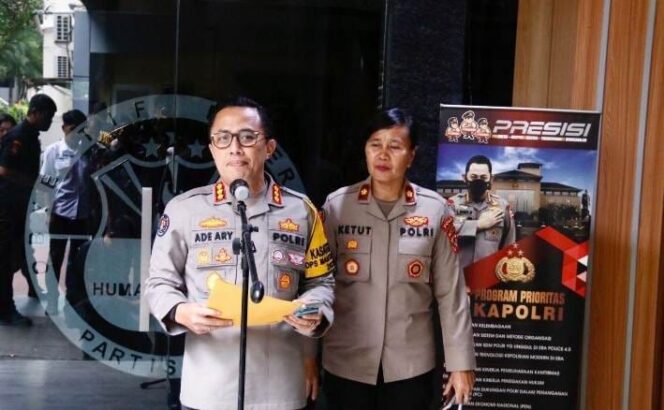 
					Polda Metro Jaya Siagakan 3.454 Personel Kawal Aksi May Day
