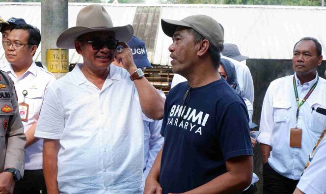 
					Mentan Andi Sulaiman Terus Tingkatkan Peternak Lokal