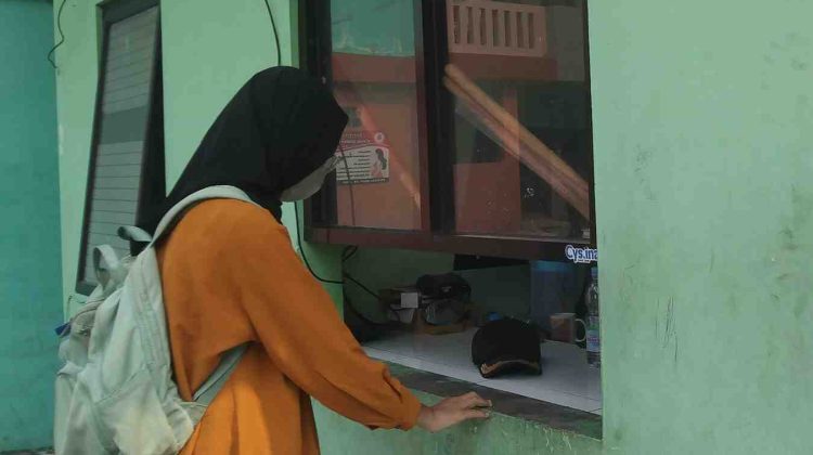 Datang ke Job Fair SMKN 5 Kota Bekasi, Nur Indah Asal Purwakarta Berharap Dapat Pekerjaan