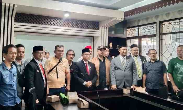 Ketua DPRD Kota Bekasi Minta Kadishub Jangan Tutup Mata Masalah Angkot