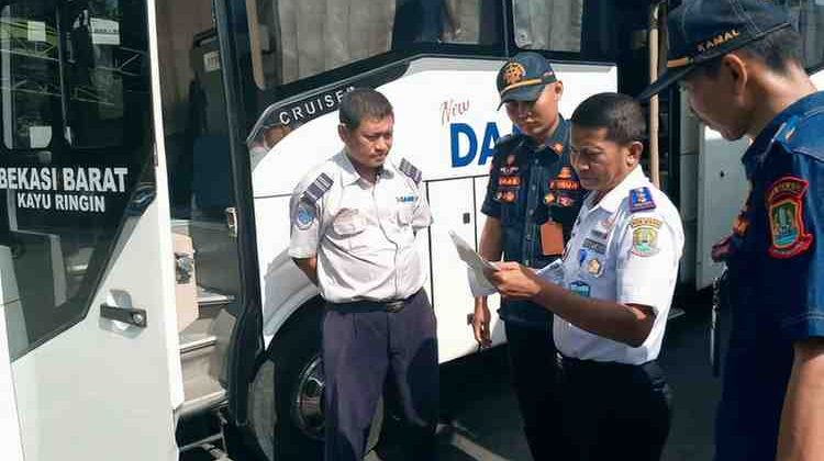 Dishub Kota Bekasi Temui Pelanggaran Saat  Rampcheck Armada DAMRI
