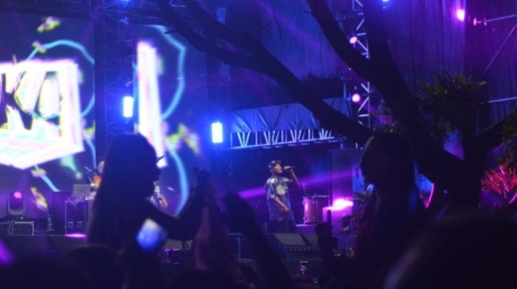 Pecah! Lewat NDX AKA, Bineca Bermusik Boyong 3800 Penonton di Bekasi